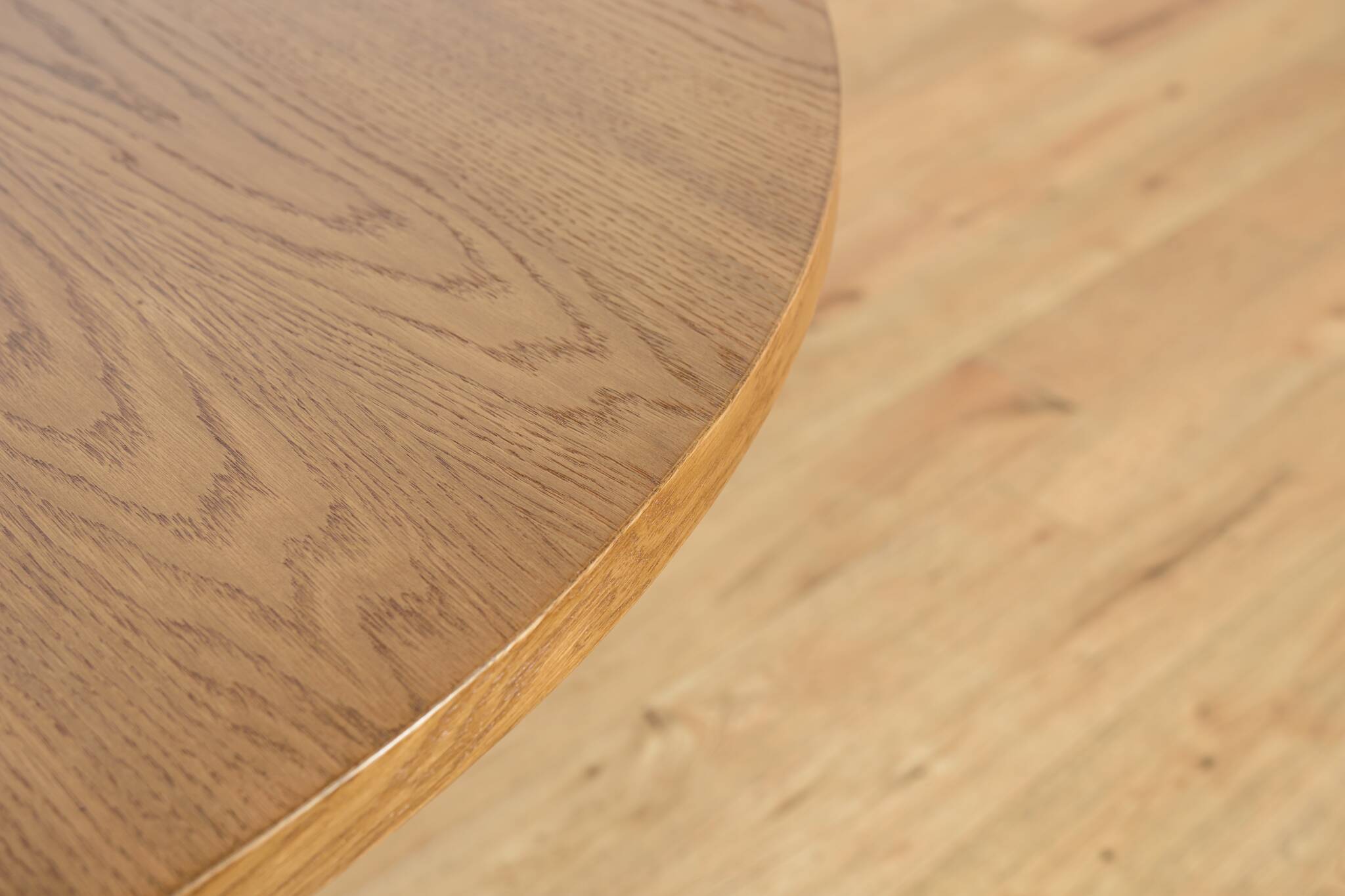 Mid-century modern oak round dining table, Denmark, 1970s