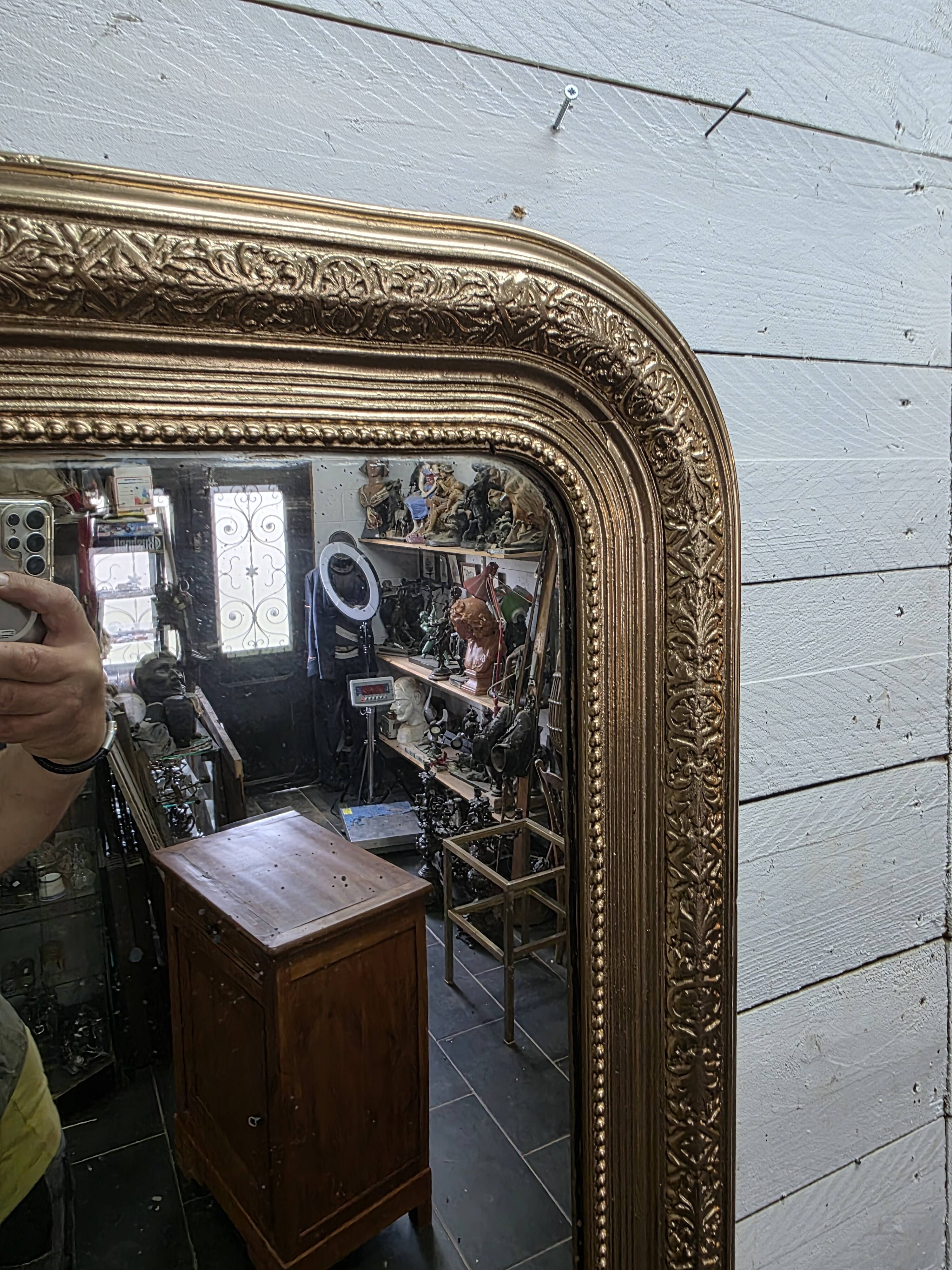 Miroir style Louis Philippe doré