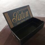 Napoleon III box, Satin cigarette paper