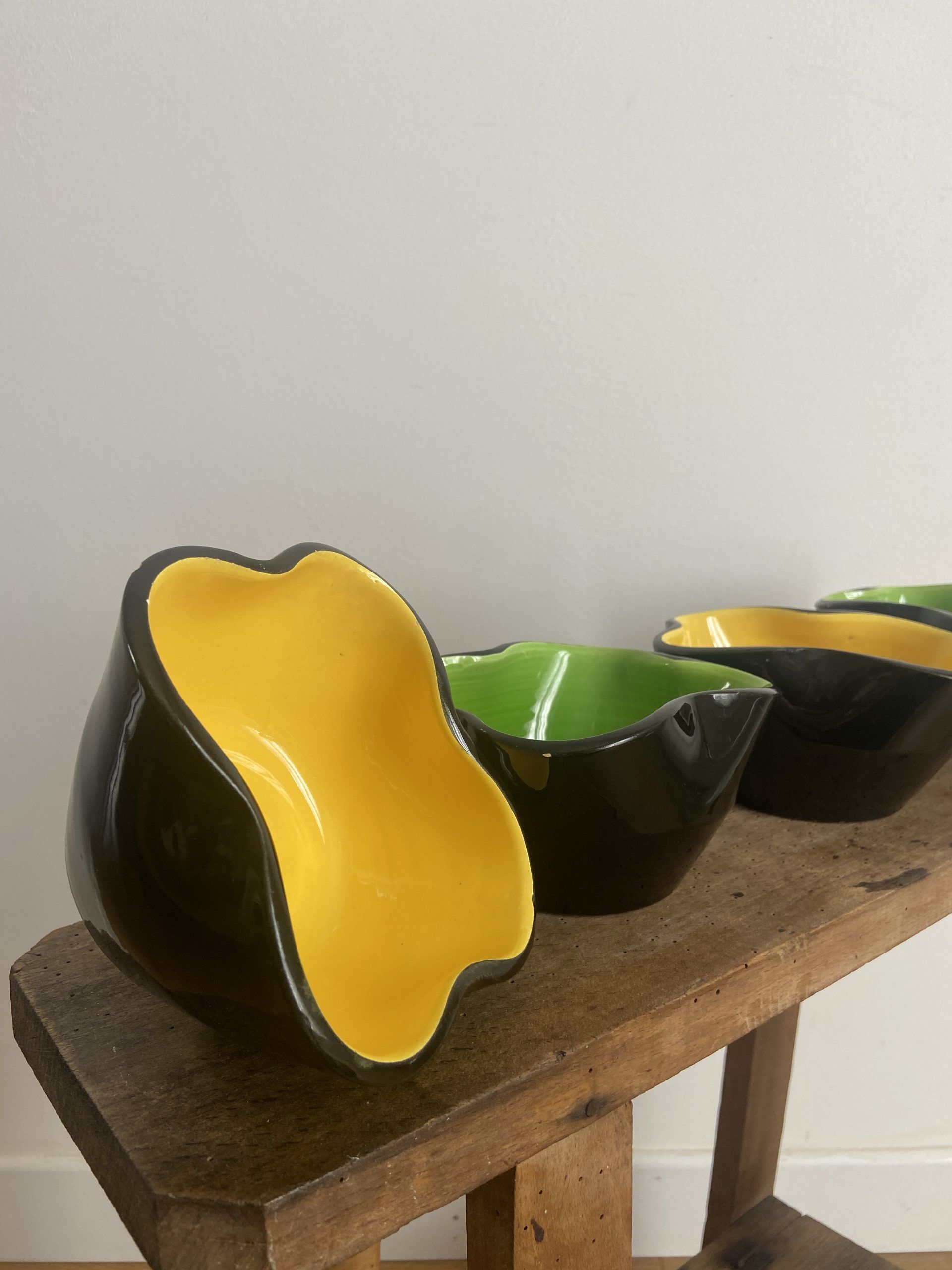 Set of 4 ceramic bowls or empty pockets from the Kéramos workshop in Sèvres, 1950
