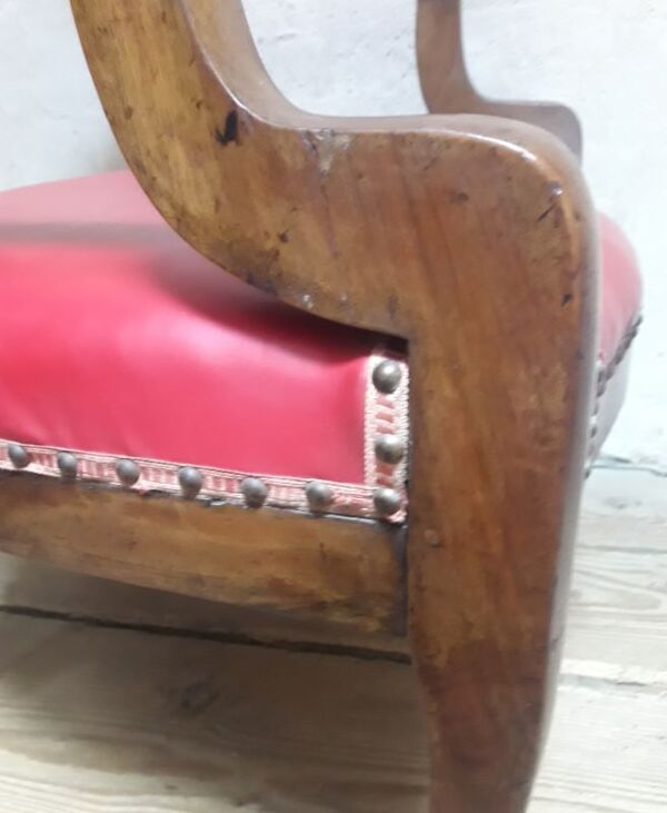 Fauteuil de bureau en noyer massif XIX°