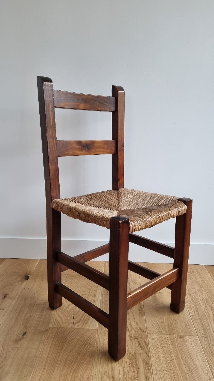 Pair vintage straw chairs