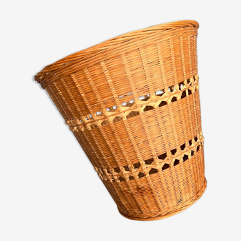 Wicker paper basket