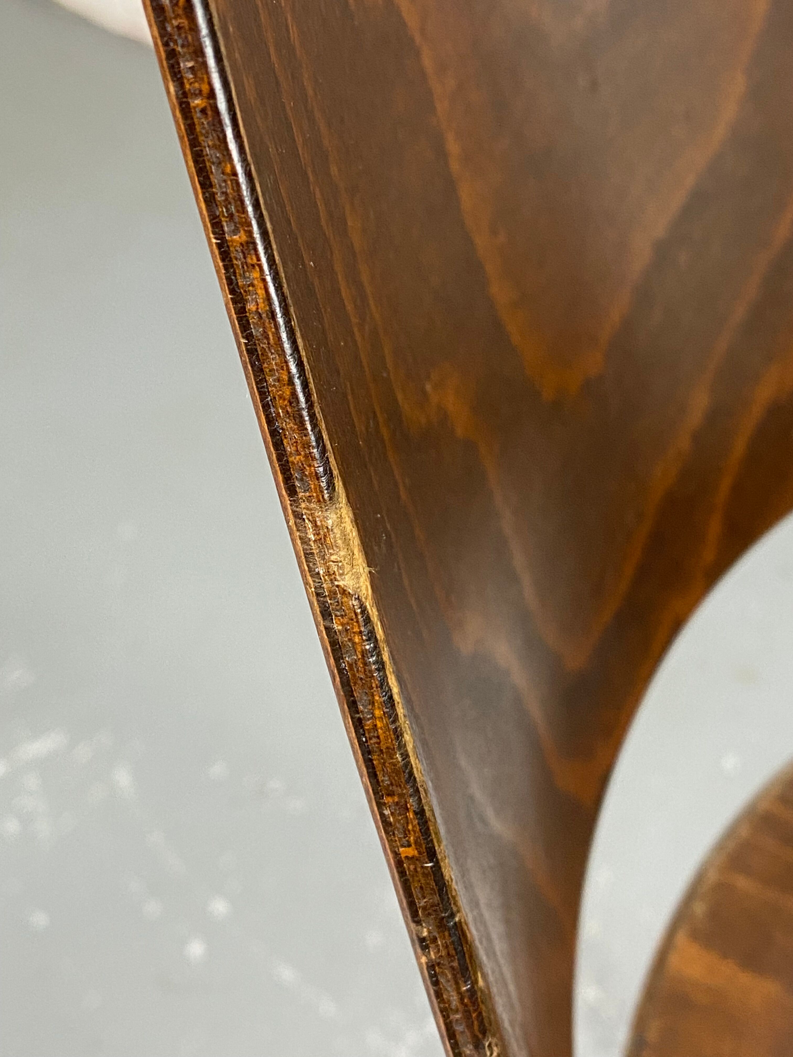 Baumann Mondor Chair