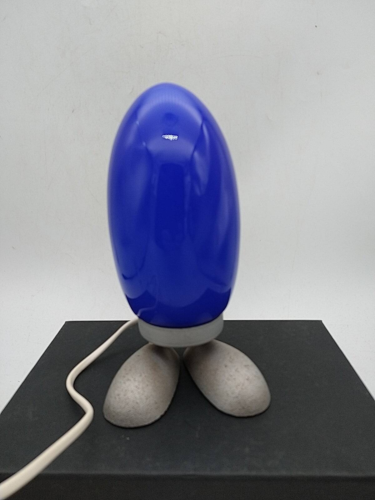 Egg lamp designed by Tatsuo Konno for Ikea in the 1990s.