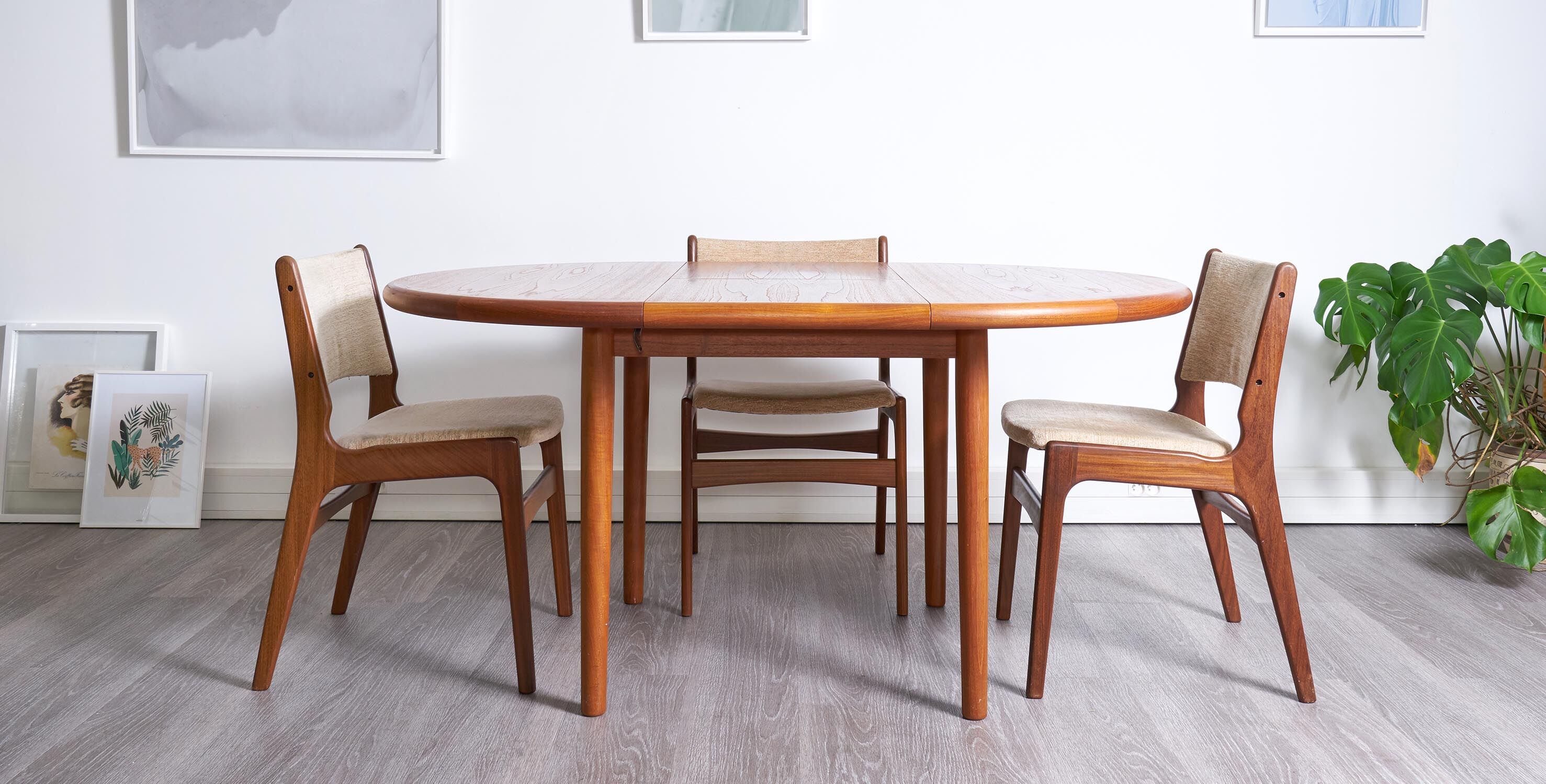 Table à manger extensible style scandinave 1960