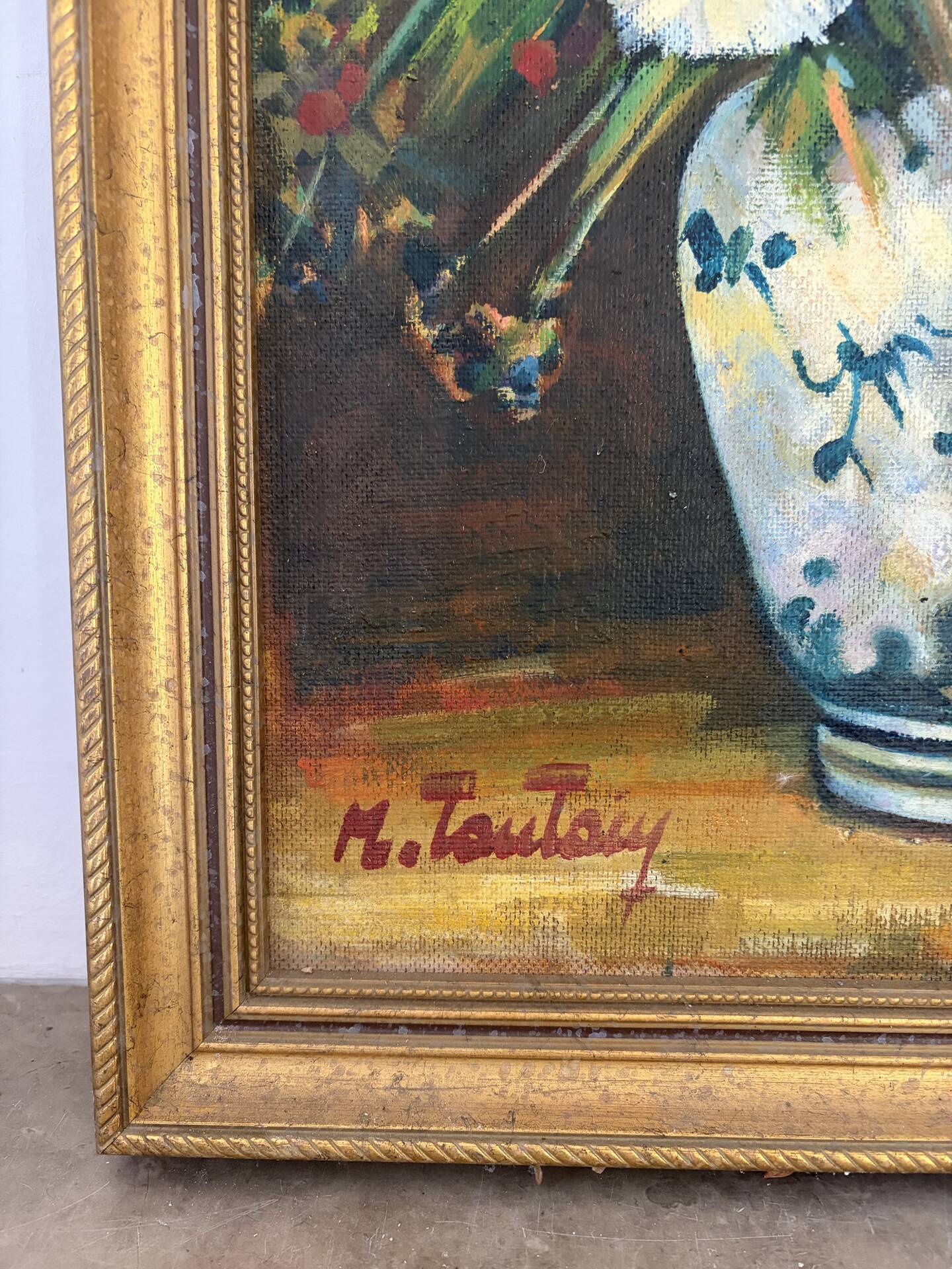 Wildflower bouquet, oil on panel signed Toutaiy.