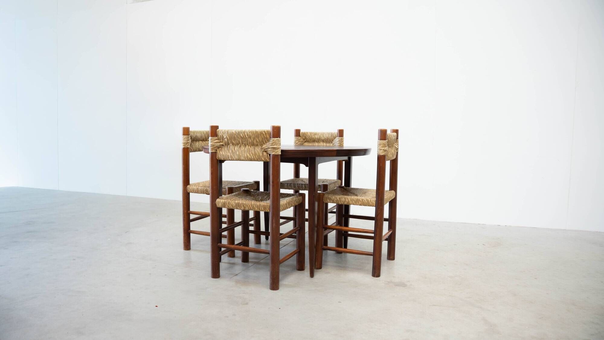 Scandinavian rosewood round dining table