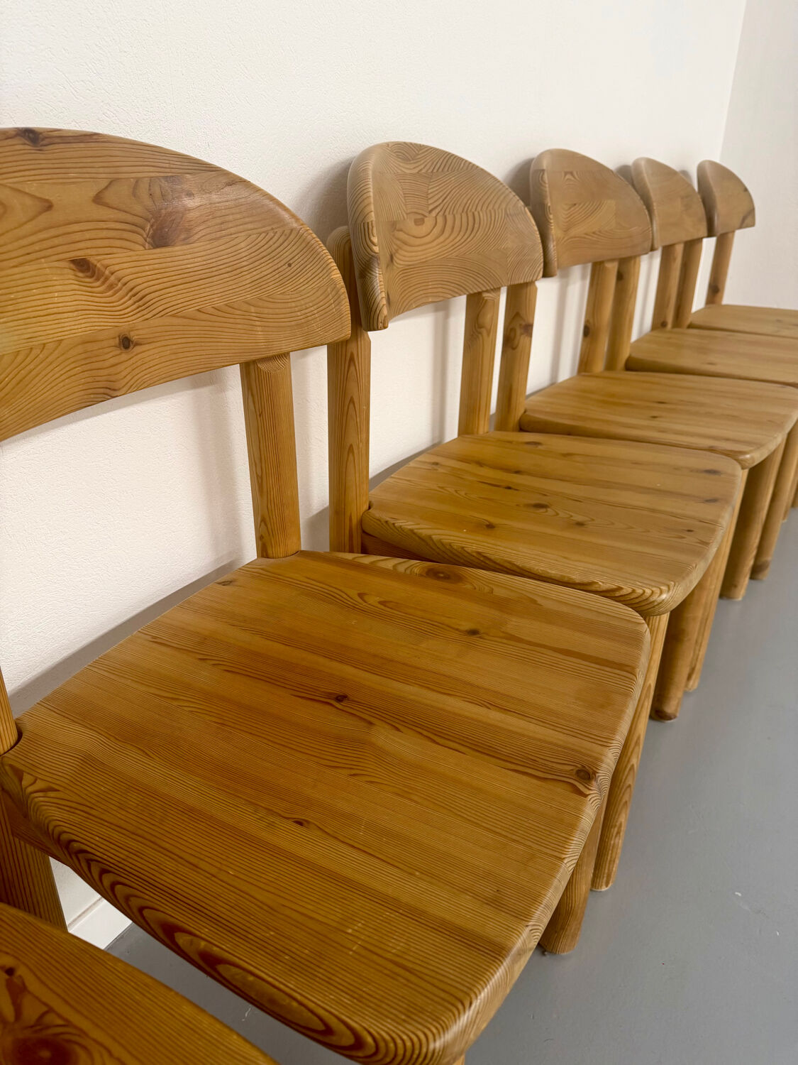 Set of 6 solid pine chairs in Scandinavian design by Reiner Daumiller.