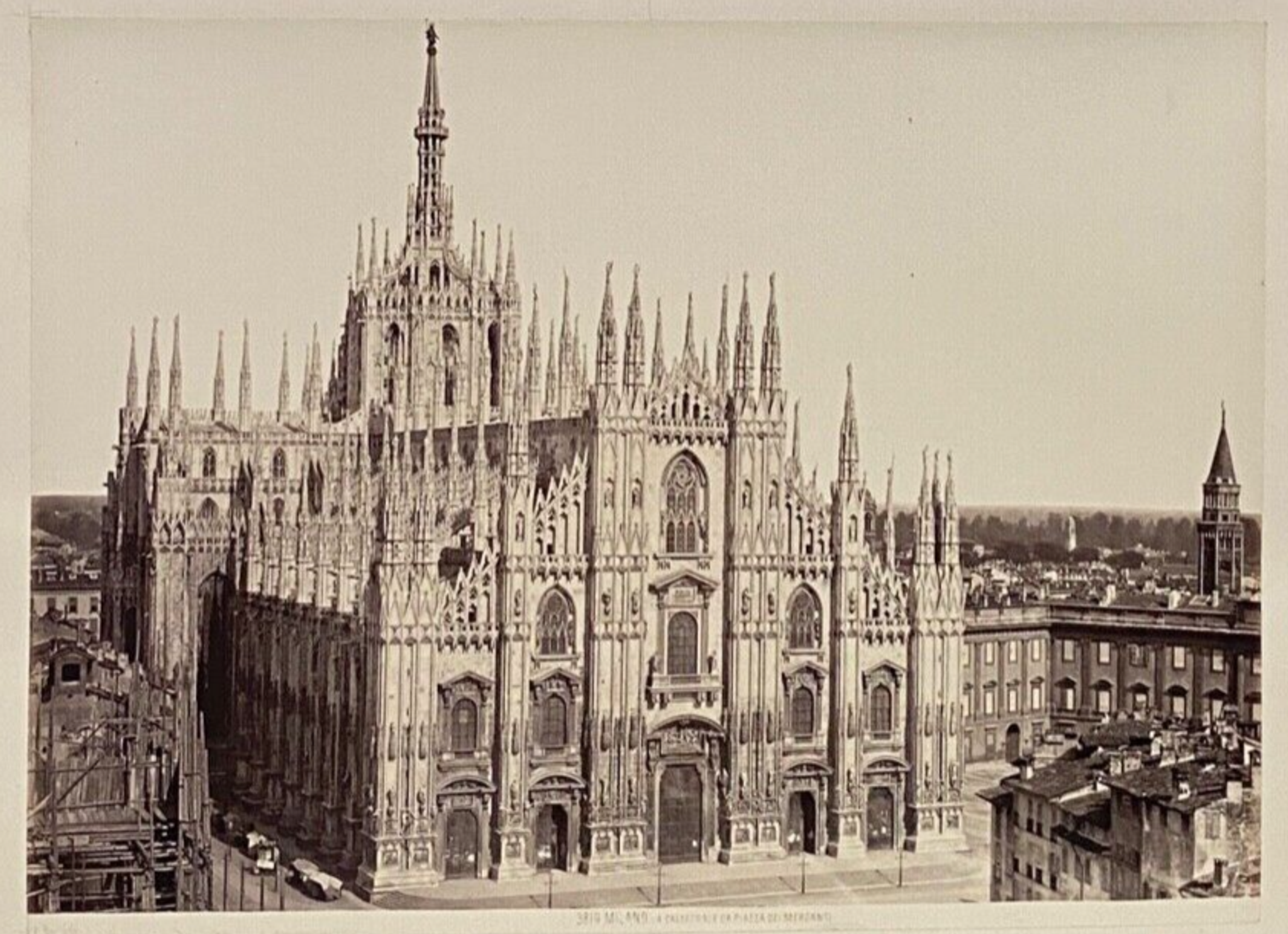 Photo Cathedral 3819 Milano Cattedrale da Piazza dei Mercanti Albumine