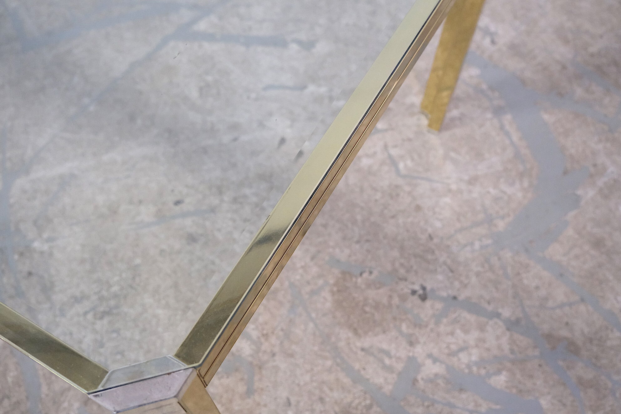 Table basse italienne chromée et verre, années 1970