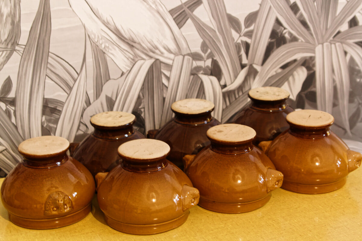 Set of 7 bear head bowls
