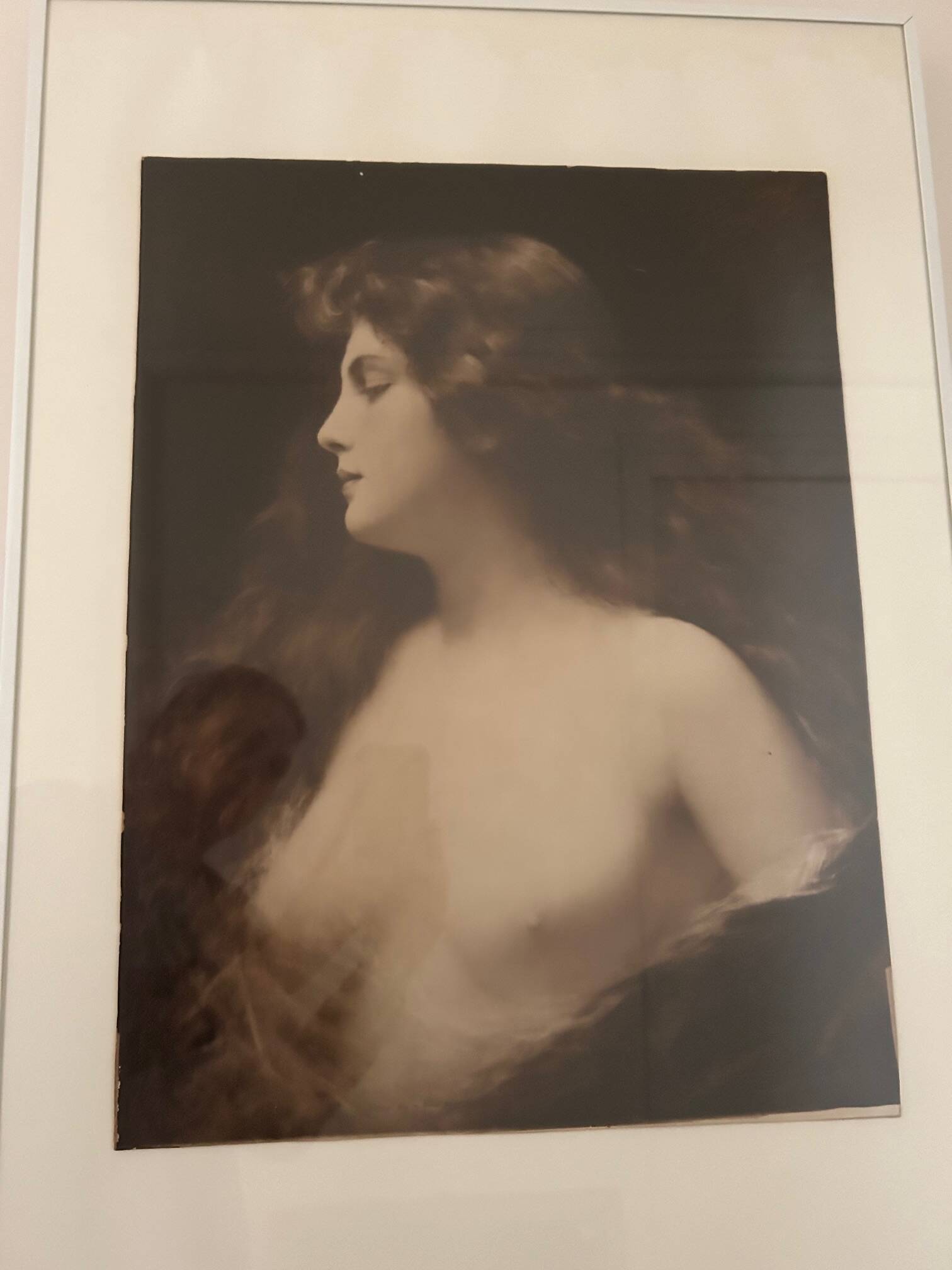 portrait of a woman, 19th century photo A. Piot