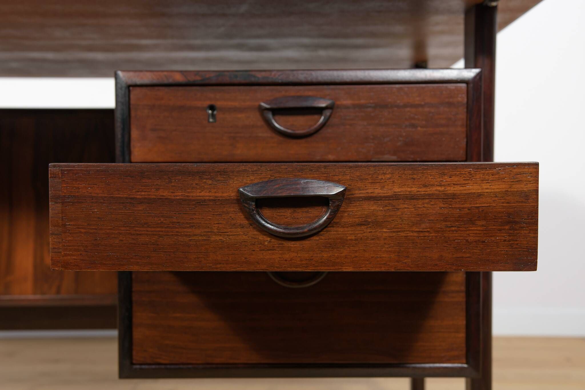 Mid-Century Freestanding Rosewood Desk by Kai Kristiansen for Feldballes Møbelfabrik, 1960s