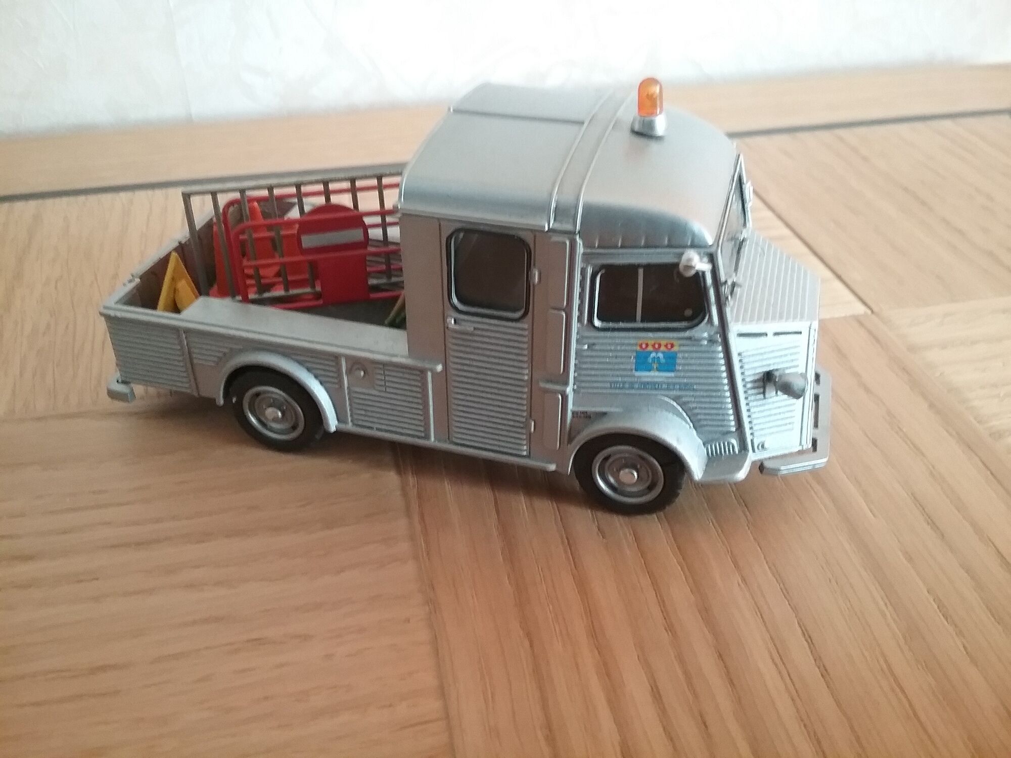 Citroën type Hy Pick up service city of Fontenay aux roses Eligor