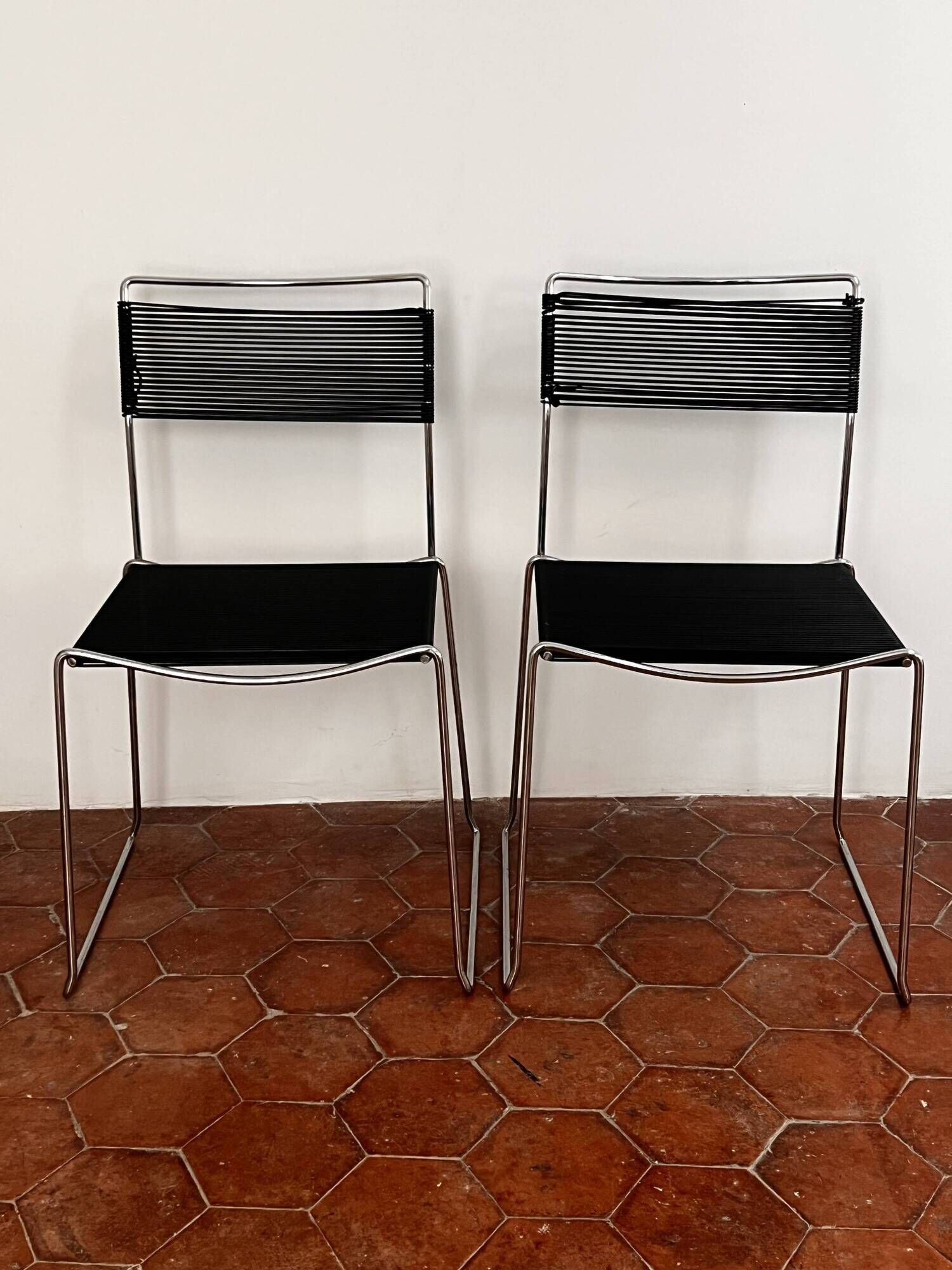 Chaises spaghetti