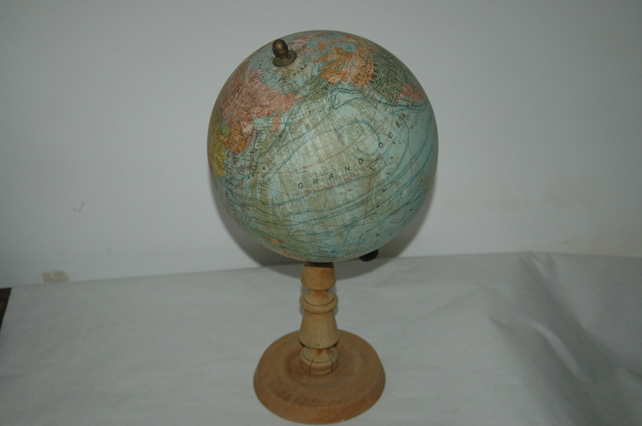 Globe land map Girard Barrere style Napoleon III around 1950