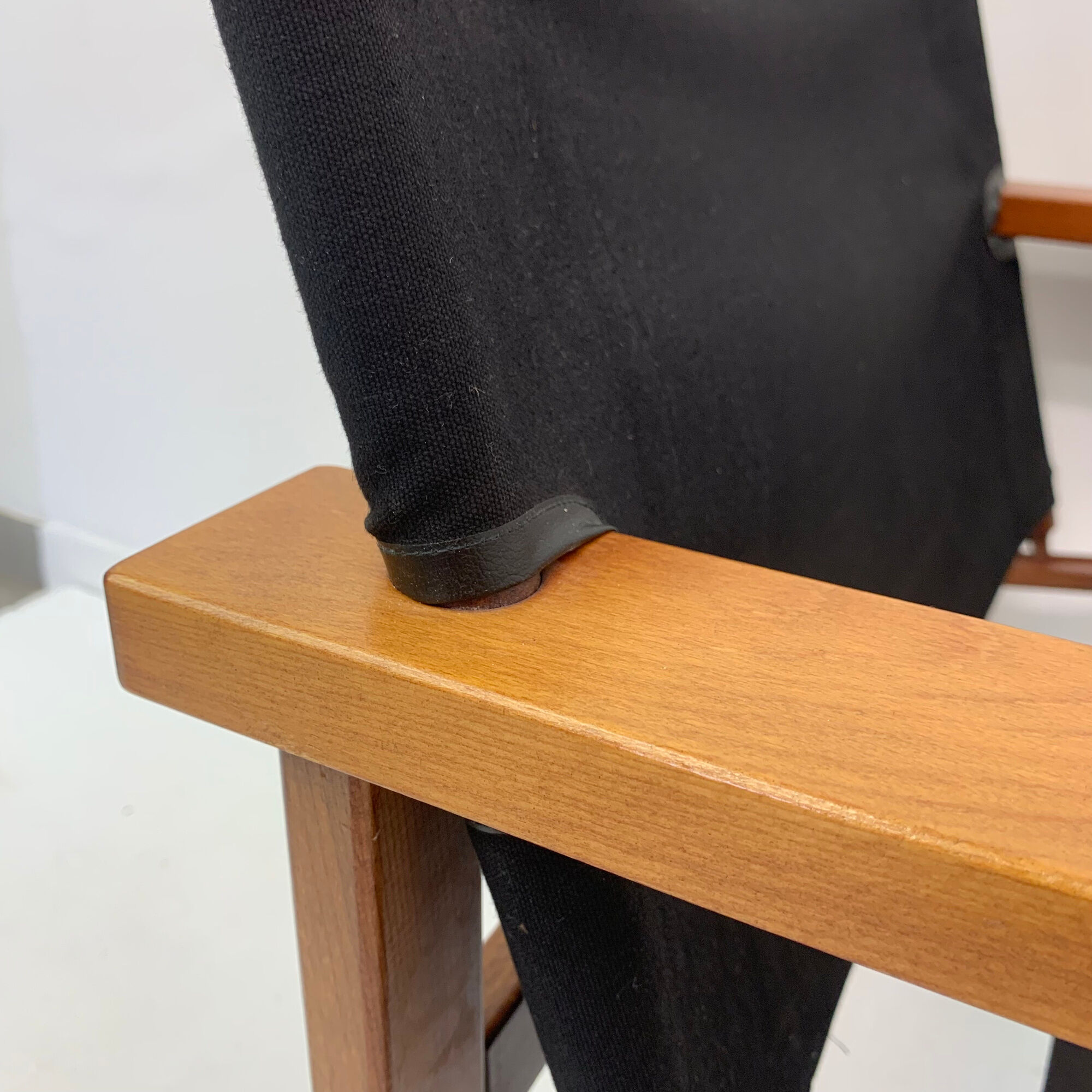 Mid-century desgn safari chair by Hyllinge Møbler Denmark , 1970’s