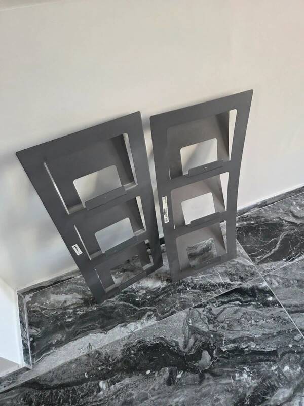 2 vintage magazine racks from the 2000s, minimalist design
