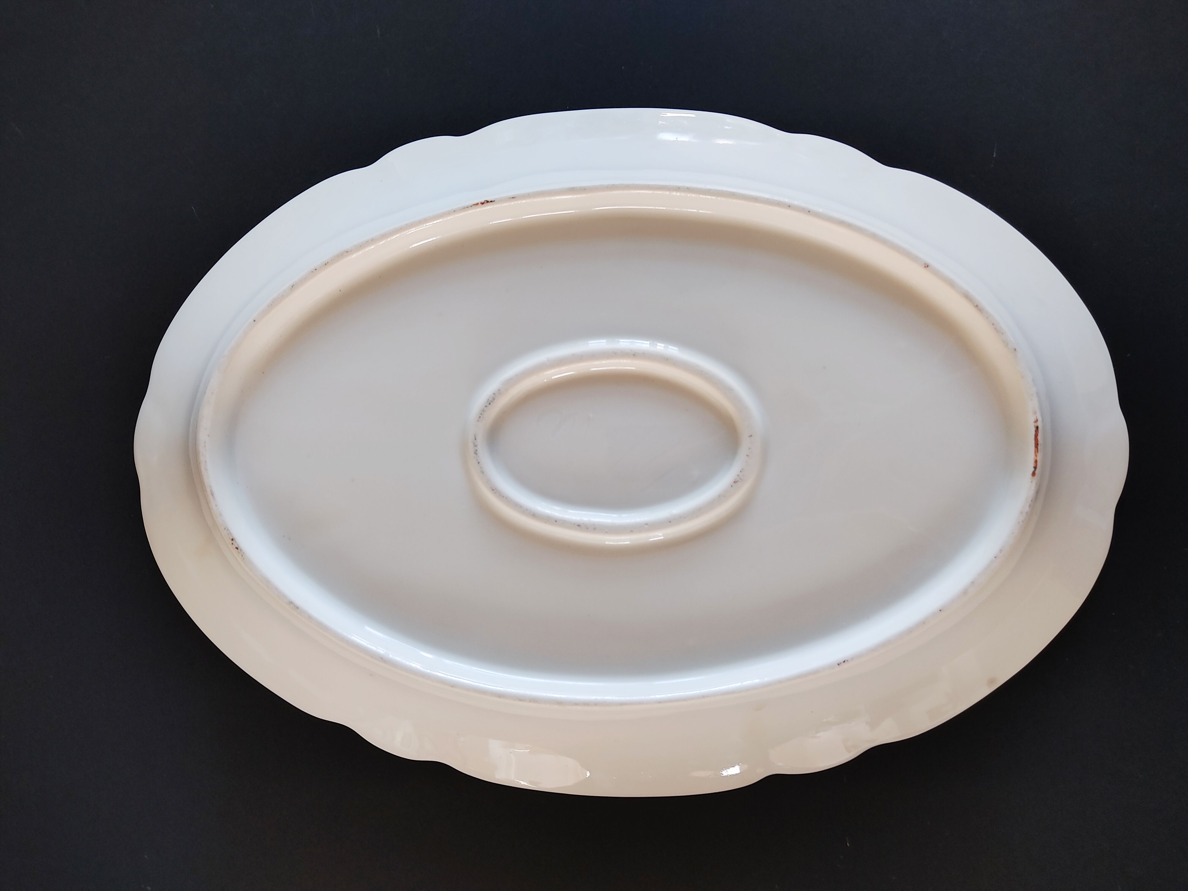 White porcelain oval dish around 1900 38 x 26 cm