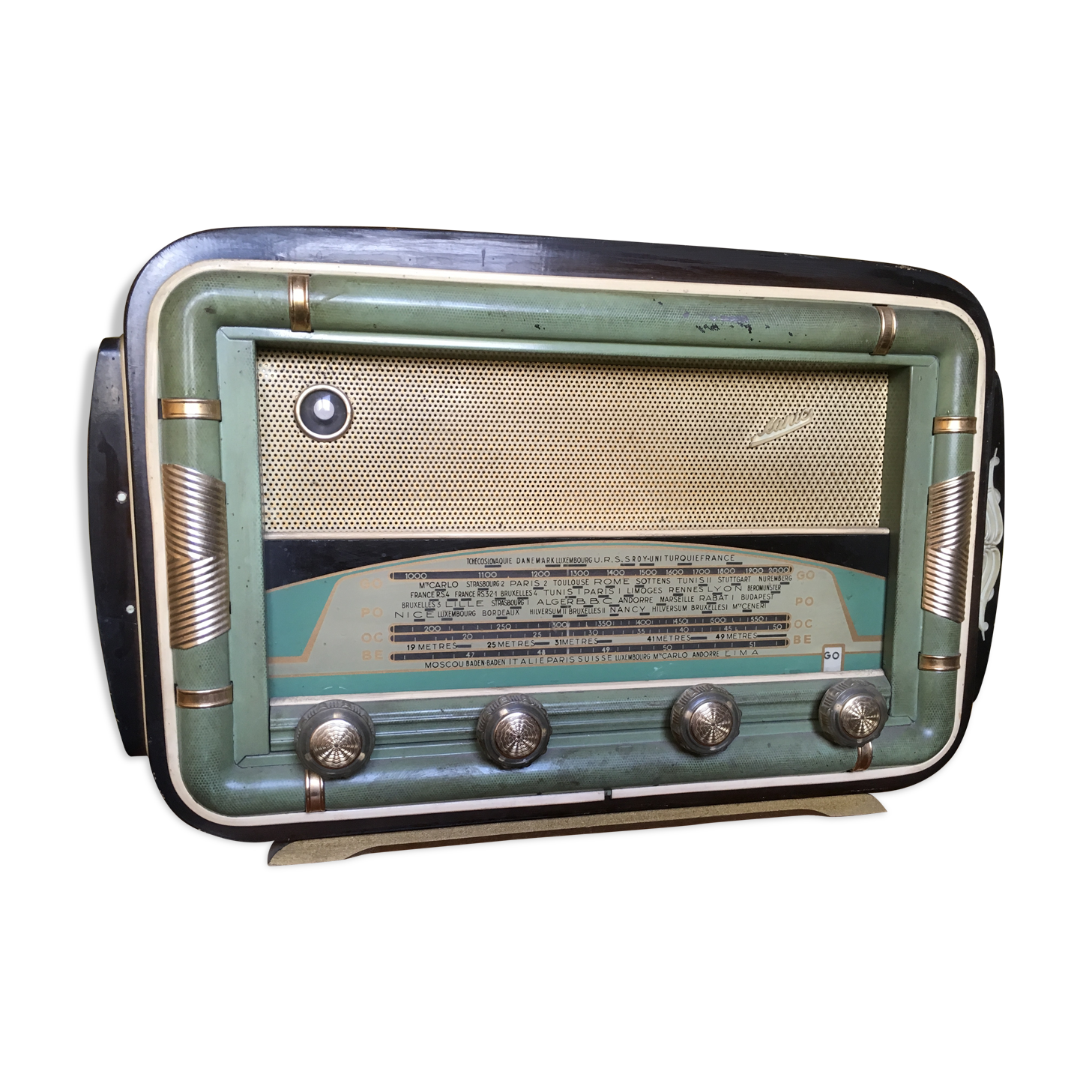 Poste de radio ancien