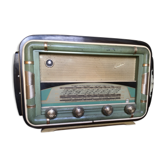 Poste de radio ancien
