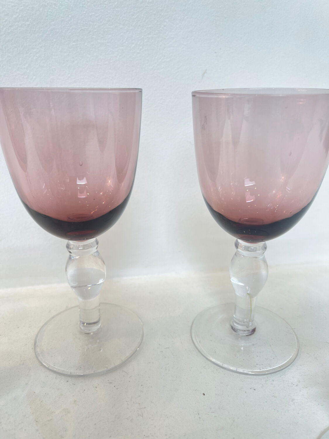 Set of 5 vintage pink wine glasses – 1970s