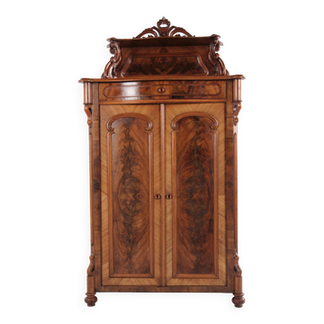 Cabinet – Mahogany – Antique – Carvings – Doors & Shelves – 1880s