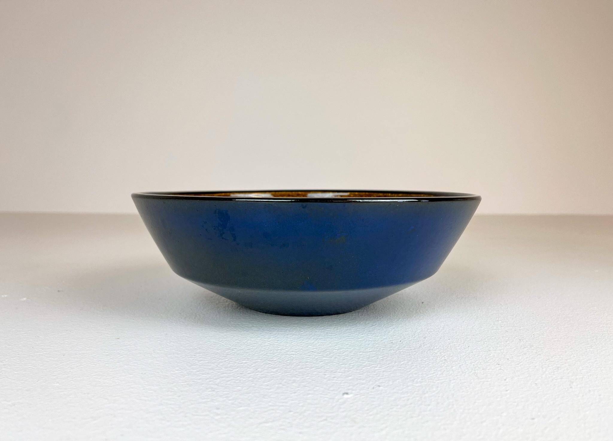 Mid-century modern set of 4 ceramic vases by Upsala-Ekeby "Fiamma" Sweden, 1960s.