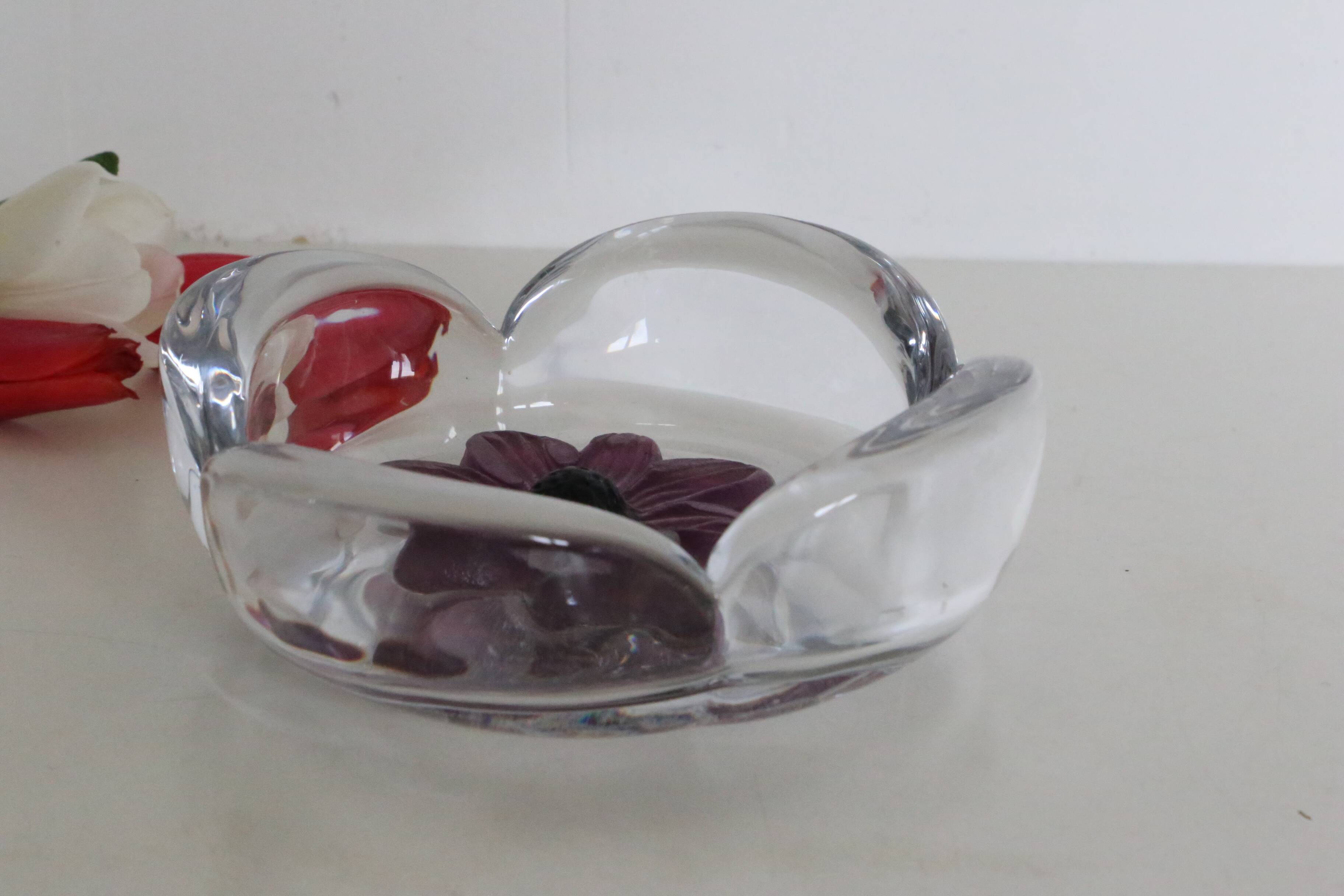 Daum Coppelia series bowl / pocket emptier, crystal and pink glass paste