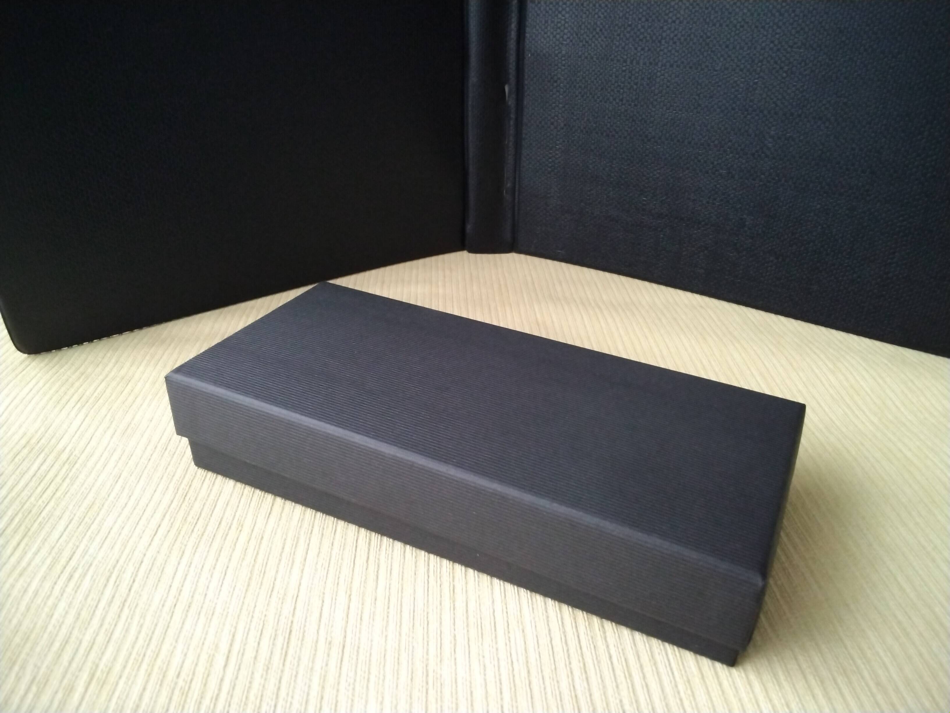 Stainless steel roller crumb catcher
