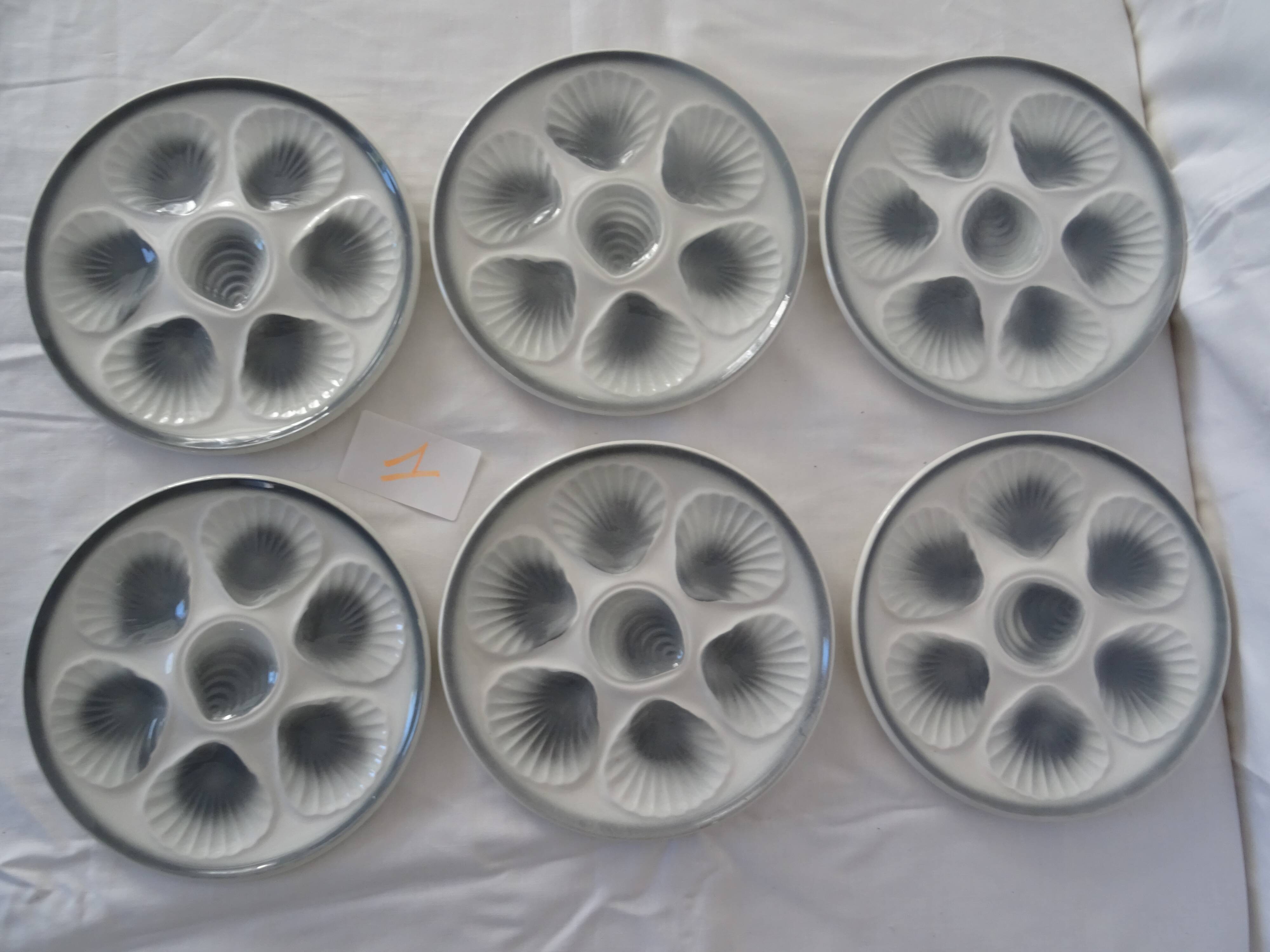 6 Plates oysters mills wolves 430112 shade of gray faience L1