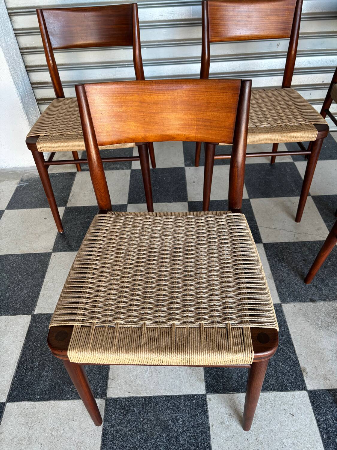 Set of 5 chairs from the 1950s designed by Georg Leowald.