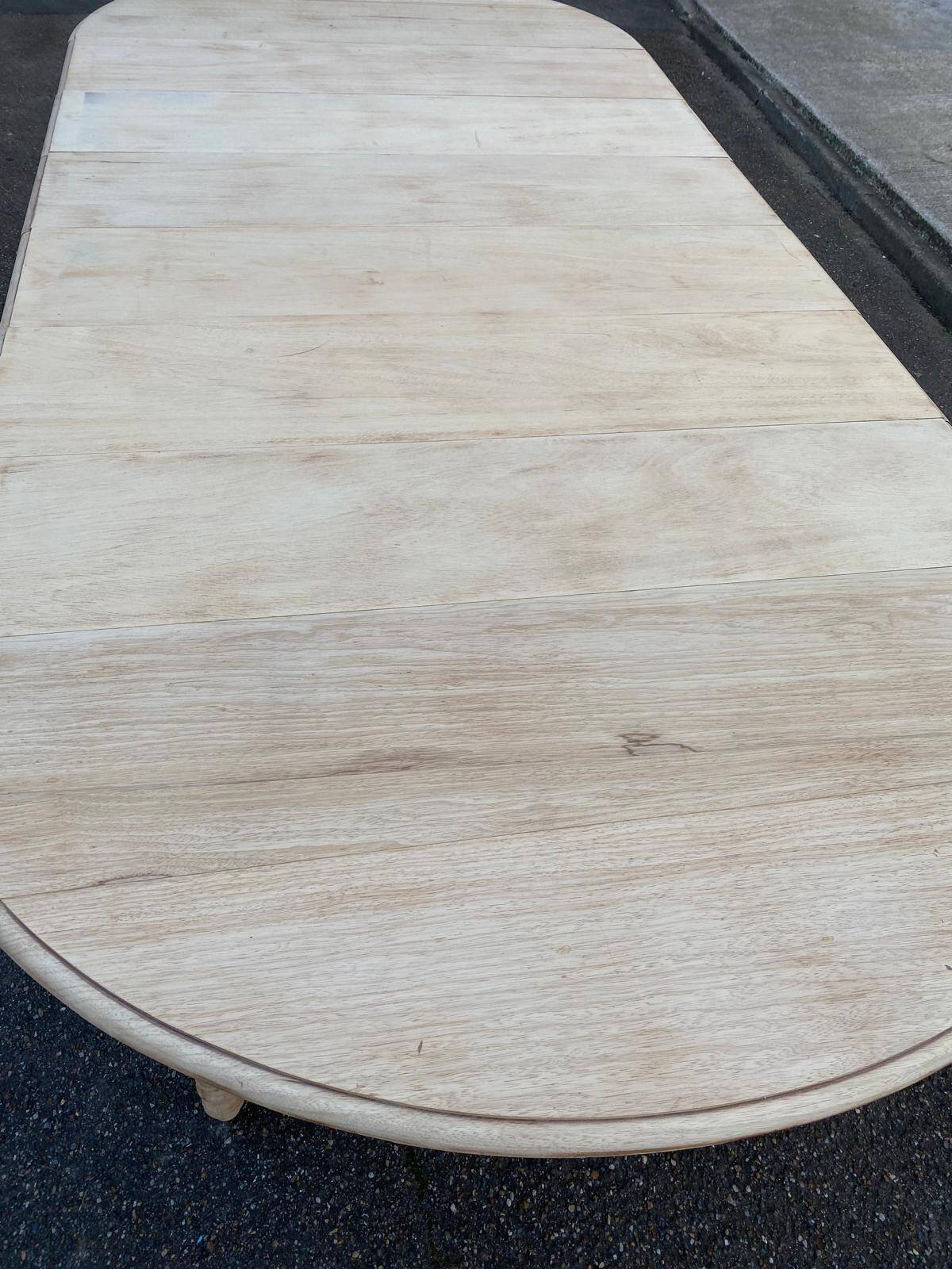 Renovated round extendable dining table with flaps, 6 extensions, 300cm.