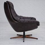 Années 1970, fauteuil vintage danois en cuir par HWKlein, bon état d'origine.