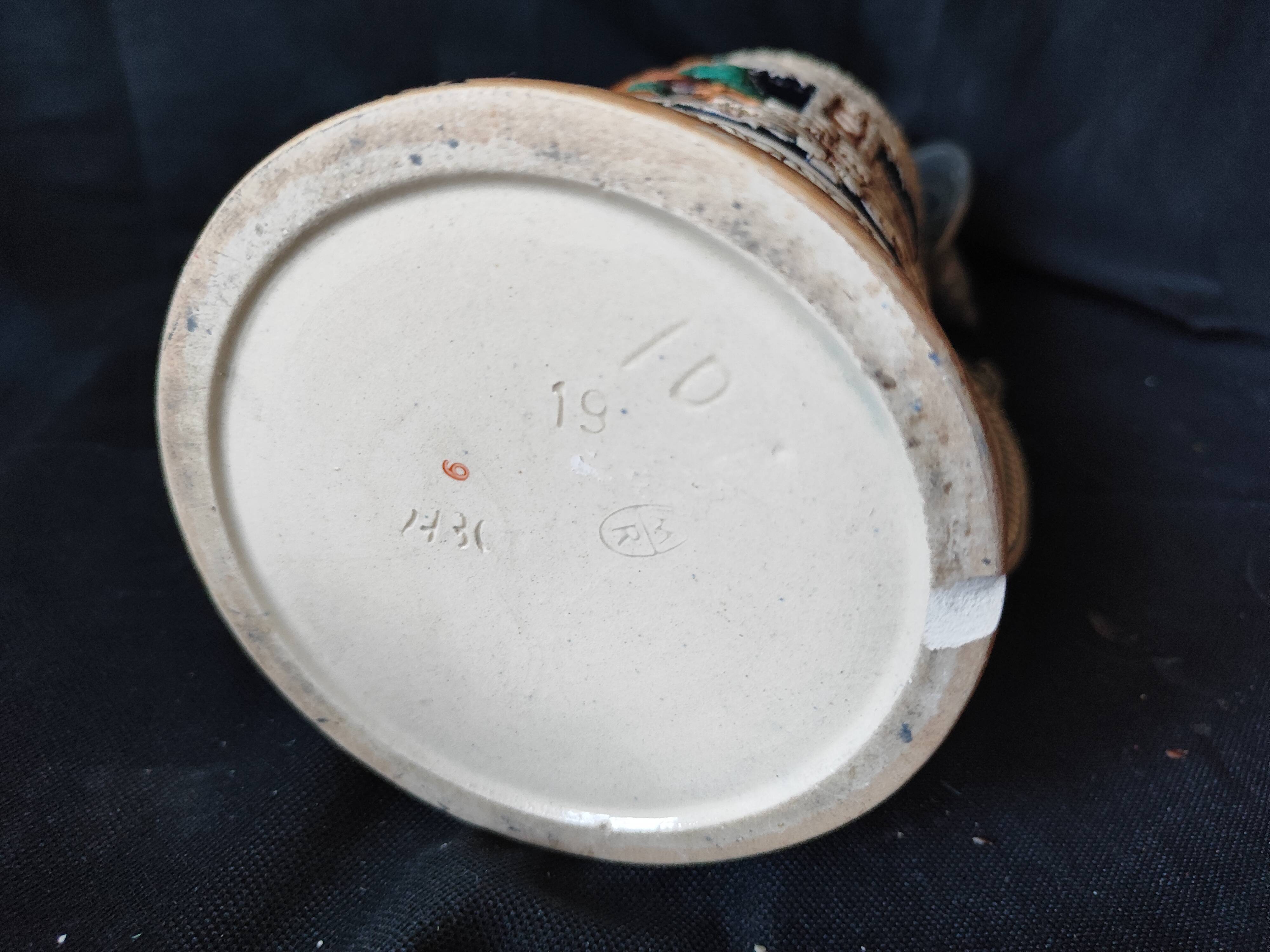 Beer mug 1 liter lowenbrau munich ceramic / numbered