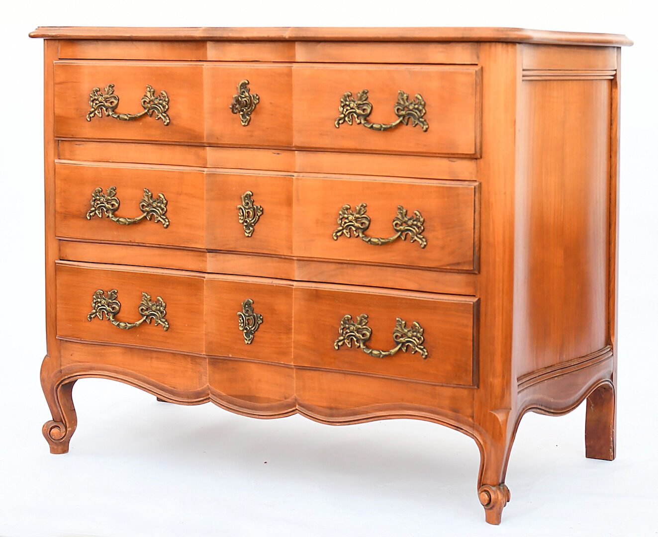 Dresser crossbow in cherry tree