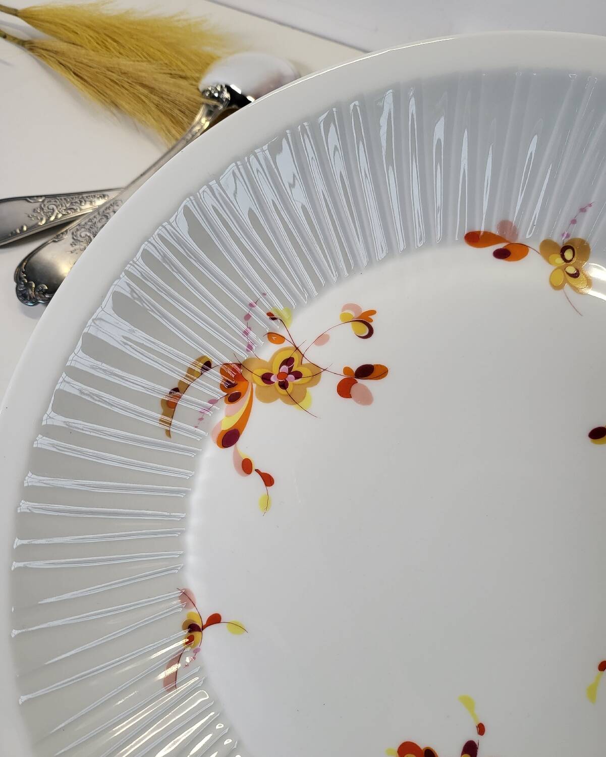 Round, Hollow Serving Dish in Haviland Porcelain, France, Limoges