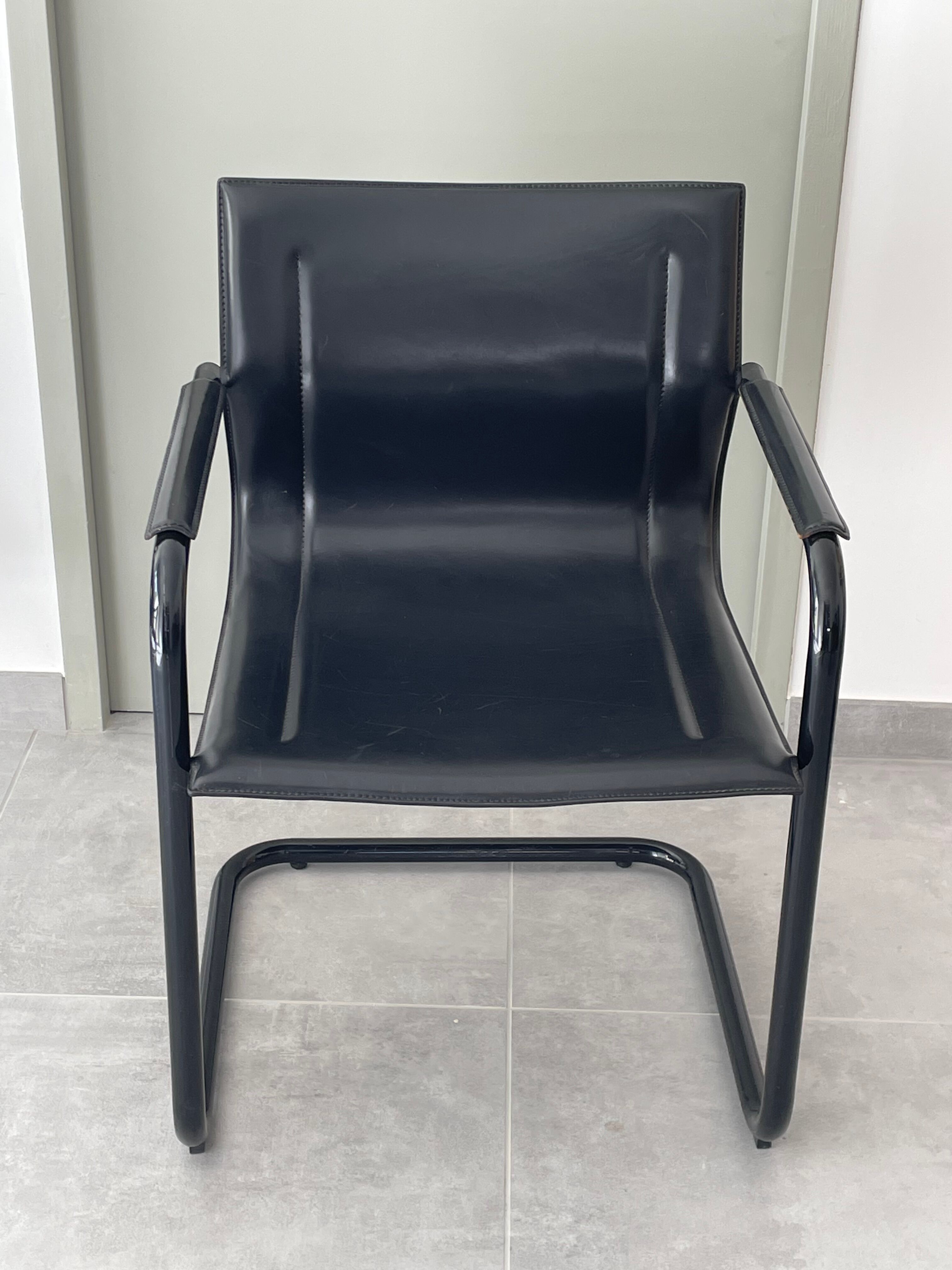 Office chair by Matteo Grassi