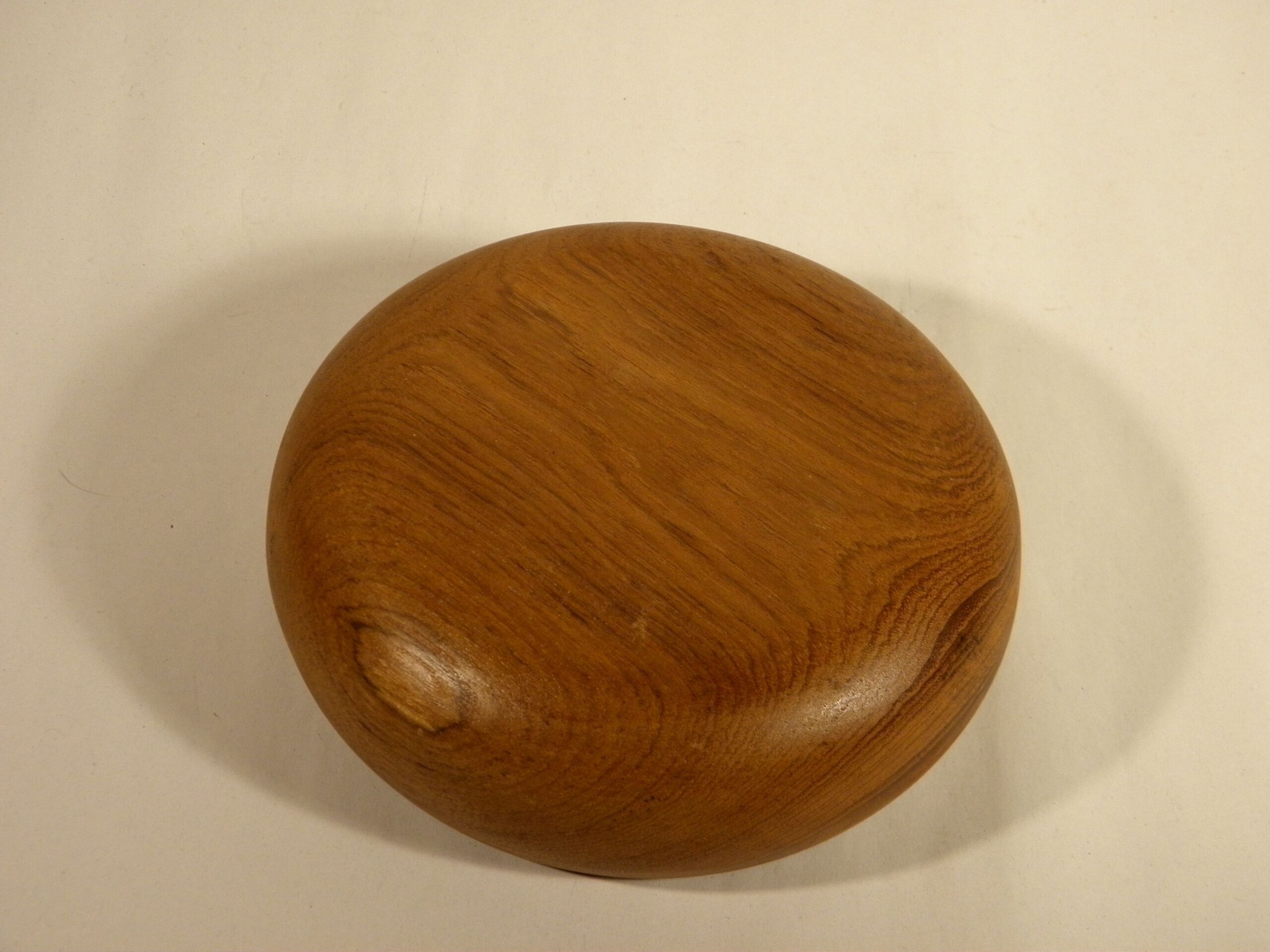 Teak pocket cup