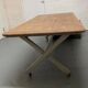 Table flamant