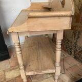 Table de toilette