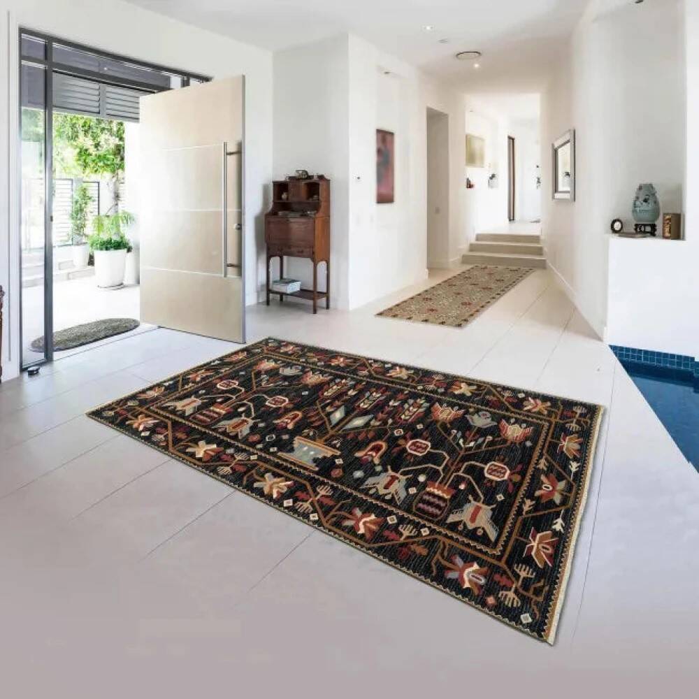 Black floral Persian rug - Wool