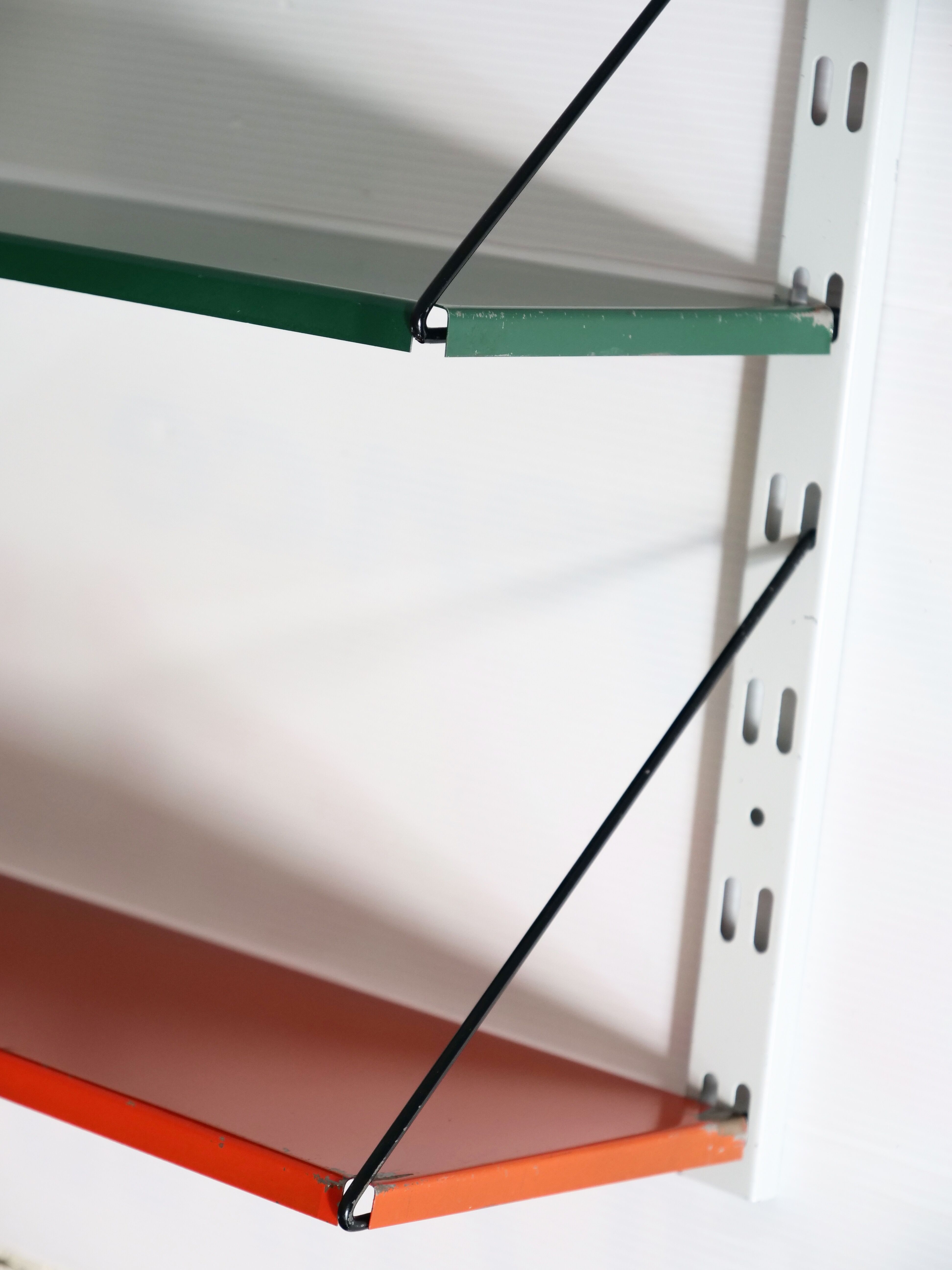Pilastro shelf by Tjerk Reijenga