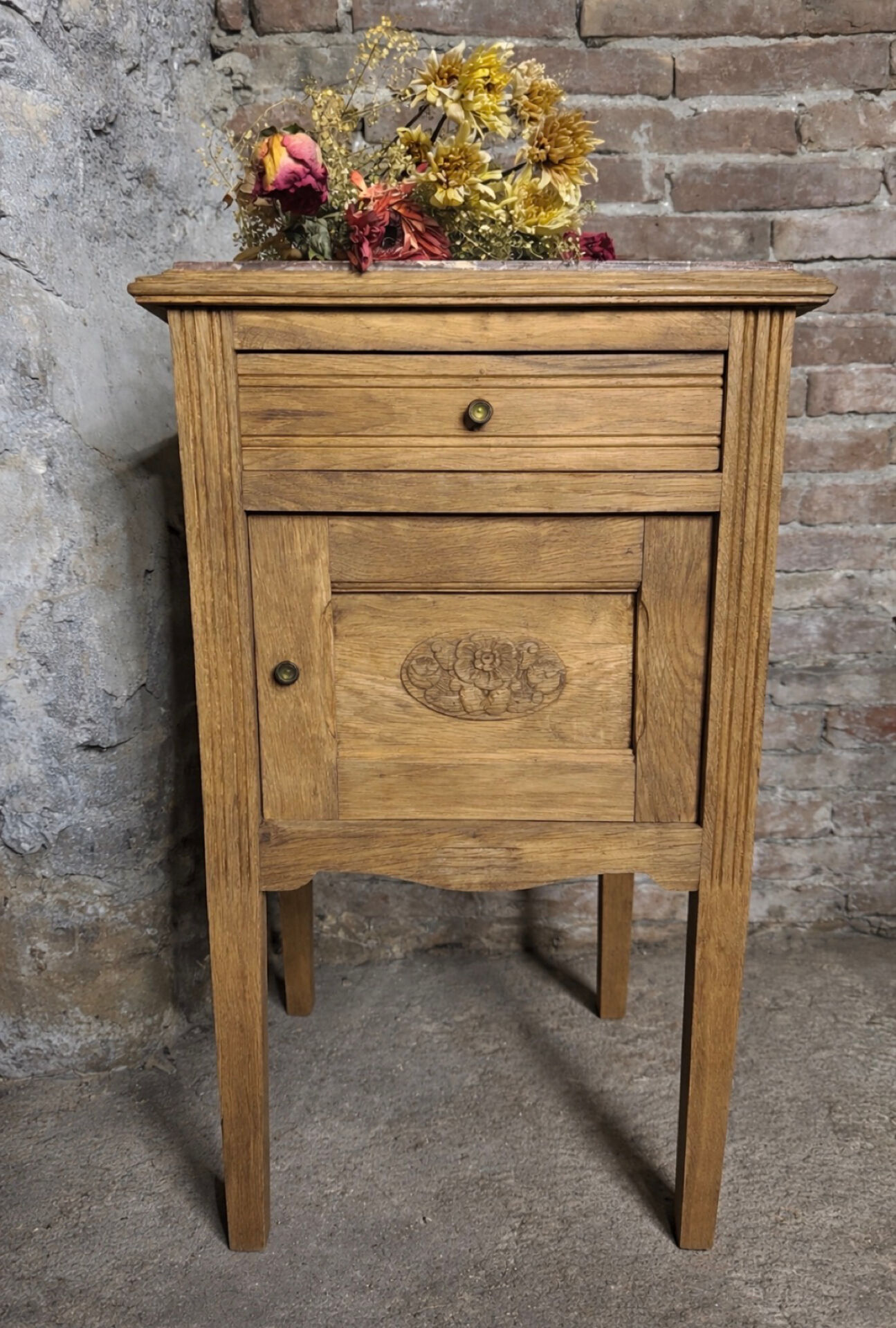 Bedside table/side table