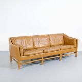 3-seater sofa in cognac leather, Georg Thams, 1960s, Grant Mobelfabrik, publisher