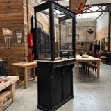 Former 19th century reception counter