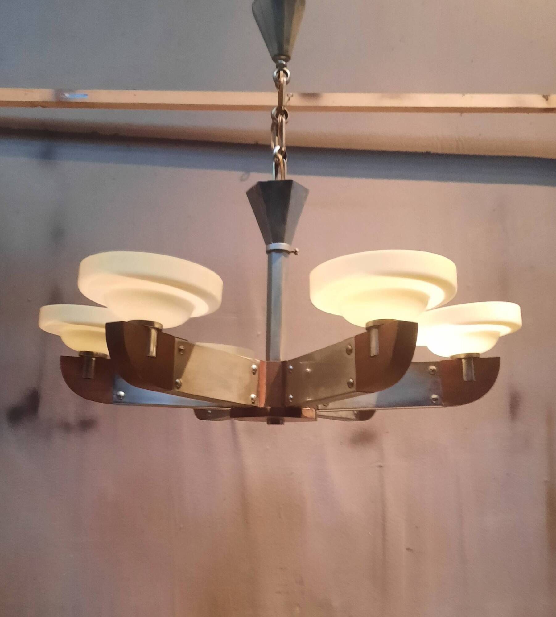 Mid-twentieth century modernist lustre