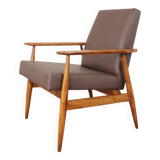 Fauteuil vintage cuir vegan marron conception moderne