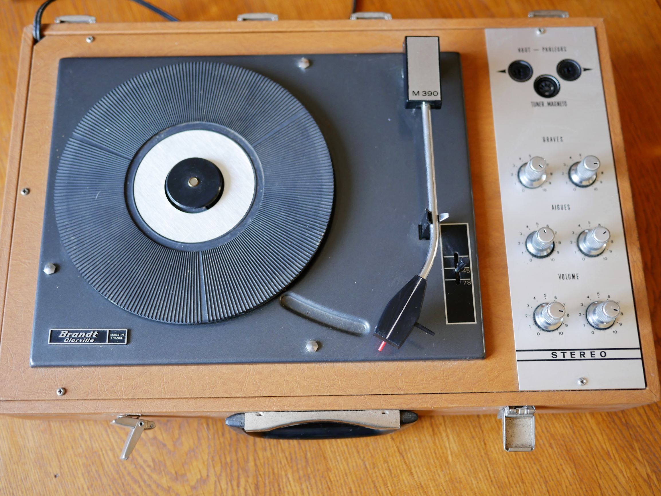 Stereo record player Brandt